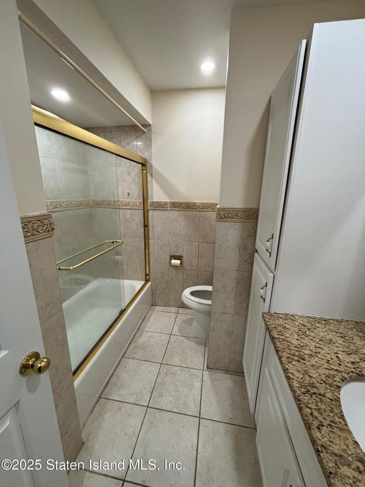 150 Manor Rd Unit 2 #2 - Photo 7 of 12