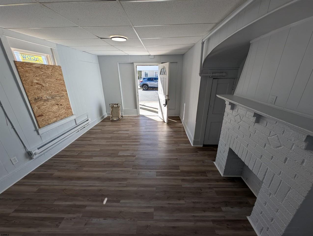 513 N Indiana Ave - Photo 3 of 20