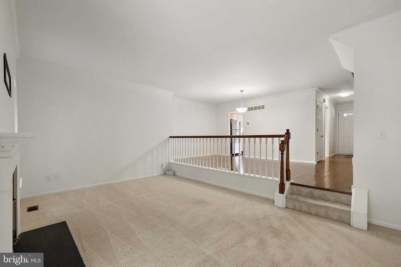 839 Stockbridge Dr - Photo 4 of 21