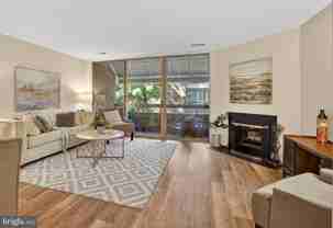 1729 S Hayes St Unit 2 #2 - Photo 1 of 1