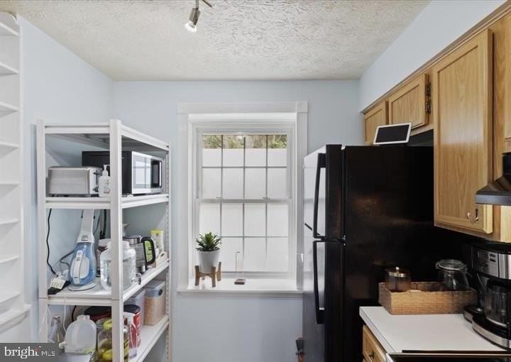 1654 Devil Ln - Photo 6 of 21