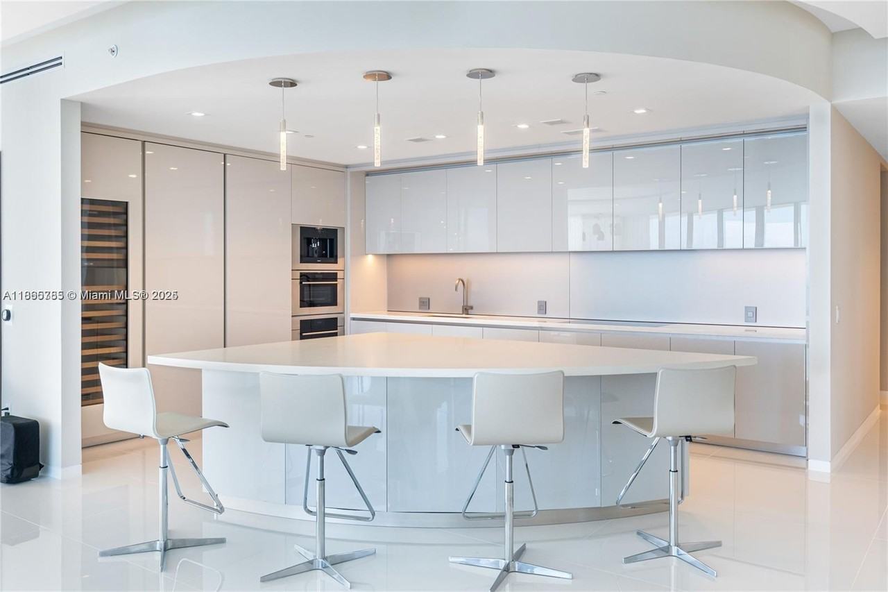 Collins Ave & 189th St - Photo 5 of 12