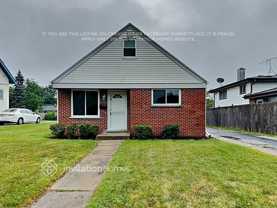 373 Mors Ave - Photo 1 of 1