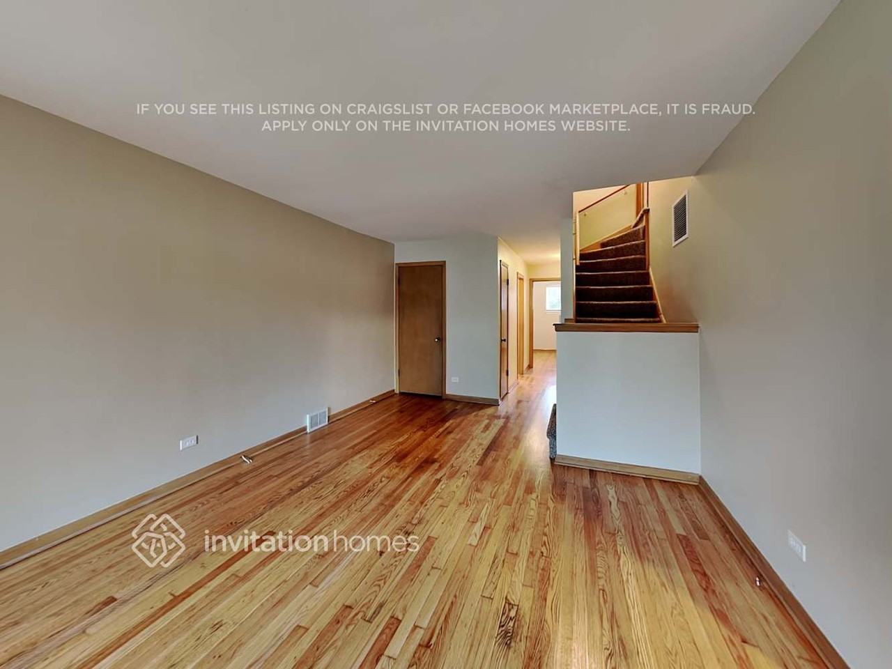 373 Mors Ave - Photo 5 of 20