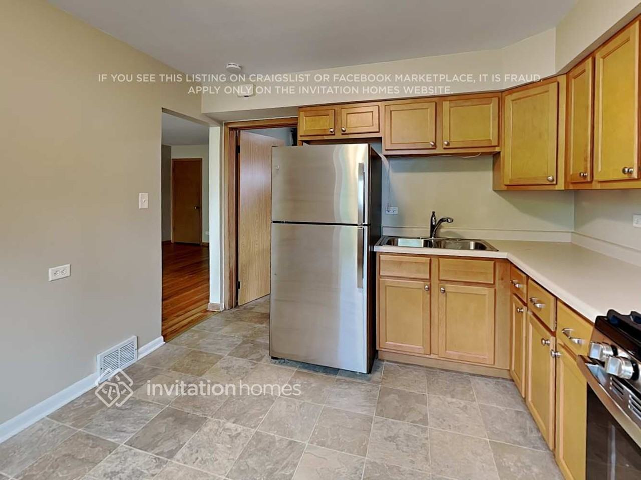 373 Mors Ave - Photo 7 of 20