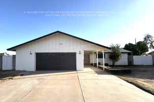4701 W Lupine Ave - Photo 1 of 1