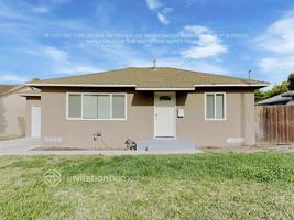 featured image of 2229 Wesleygrove Ave