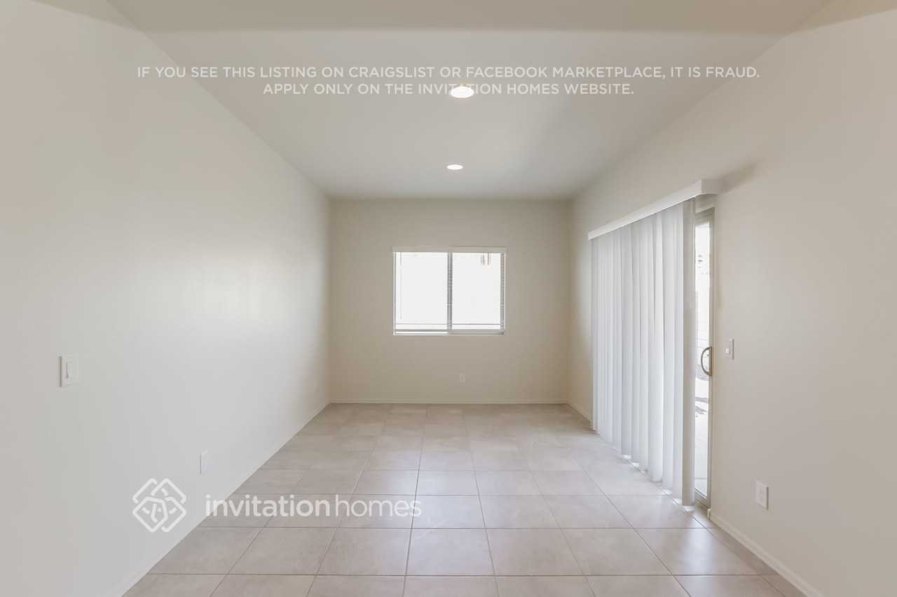 25282 W Romley Rd - Photo 5 of 22