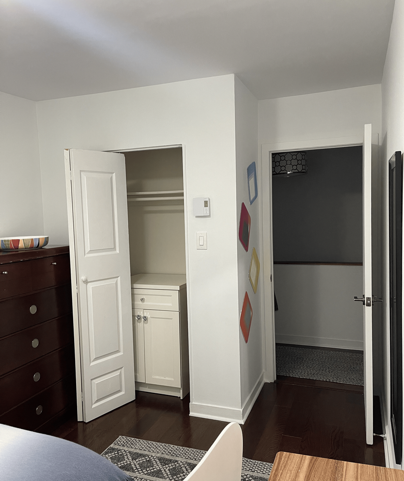 London Green Ct & Driftwood Ave - Photo 4 of 15