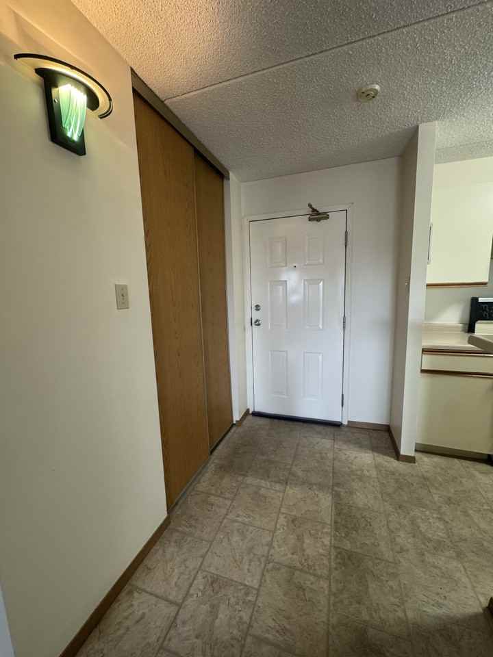 1720 Pembina Highway - 510 - Photo 2 of 18