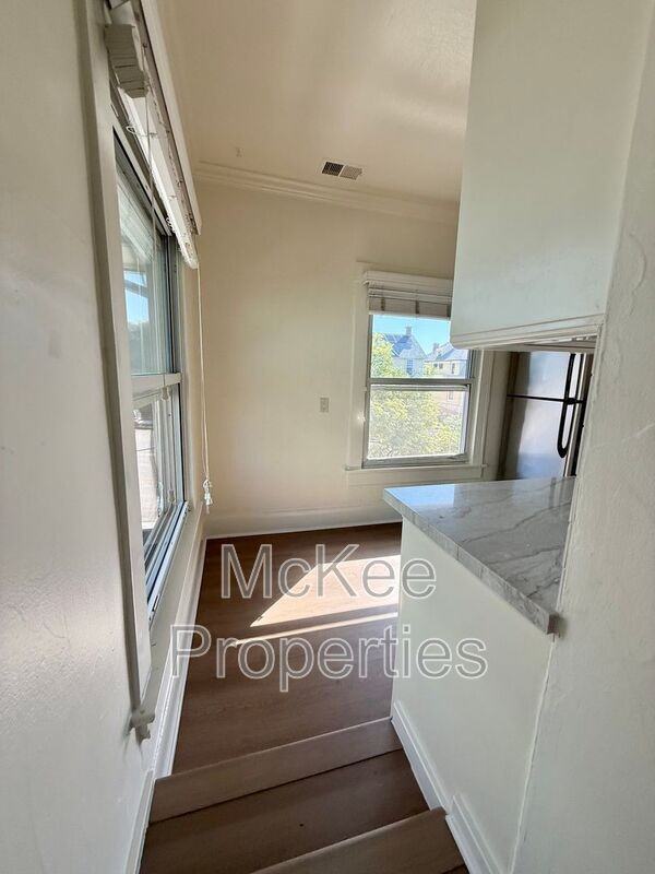 2144 1st Avenue - Photo 4 of 15