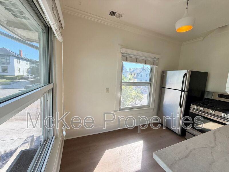 2144 1st Avenue - Photo 5 of 15