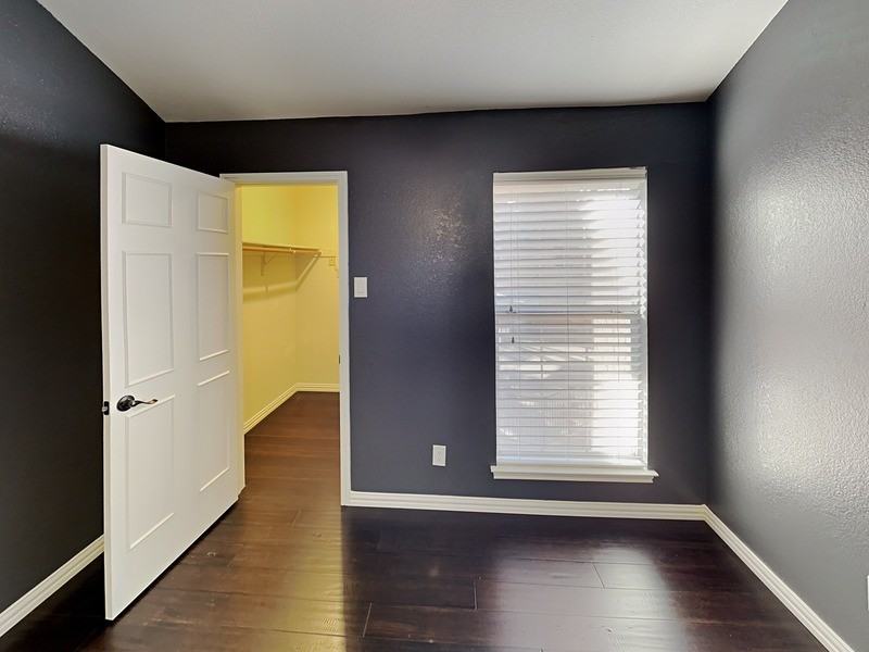 3401 Monticello Park Pl - Photo 7 of 18