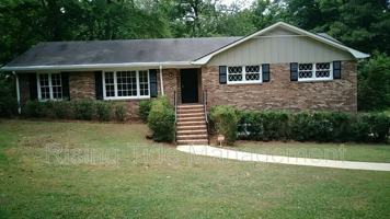 featured image of 909 Skyview Ln