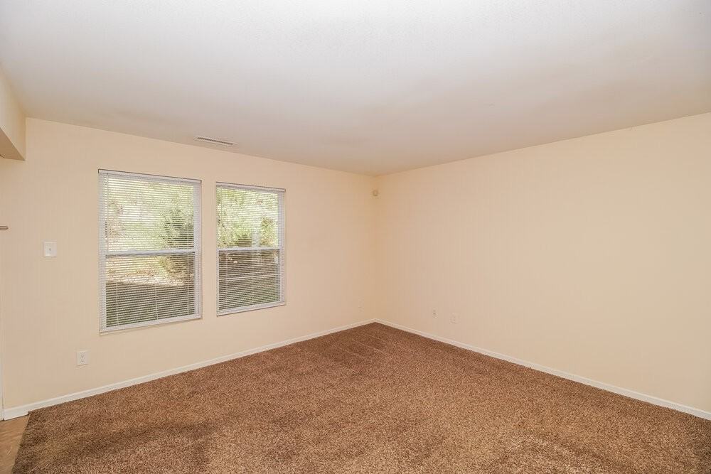 271 Morning Dew Drive - Photo 7 of 17