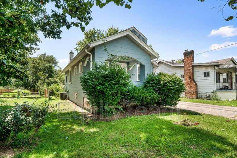 4637 Alpine Avenue - Photo 4 of 34