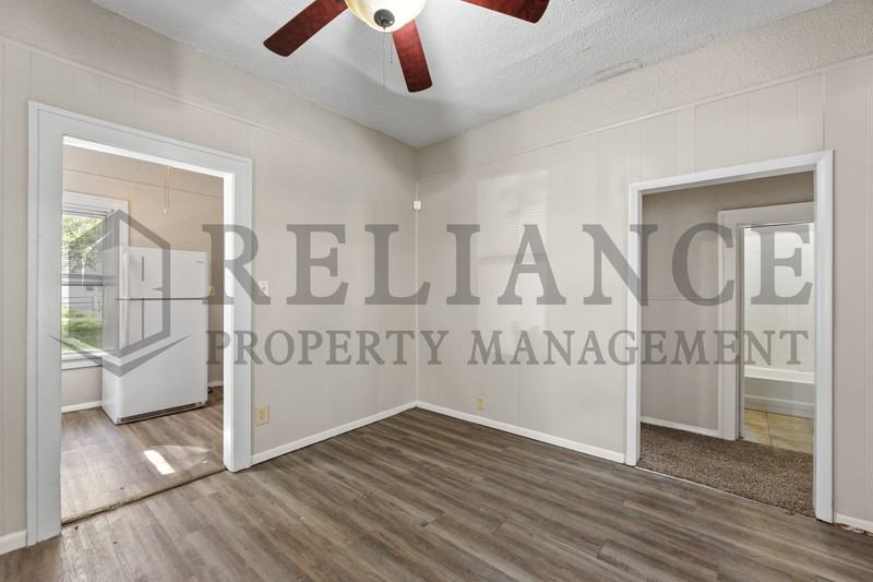 251 N Millwood St - Photo 6 of 16