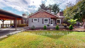 featured image of 423 Crest Rd