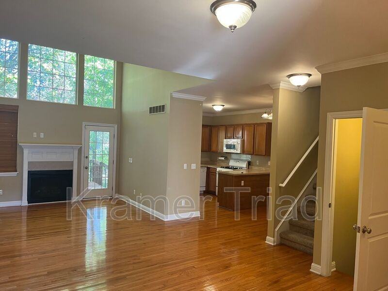 41472 Glade Rd - Photo 3 of 26