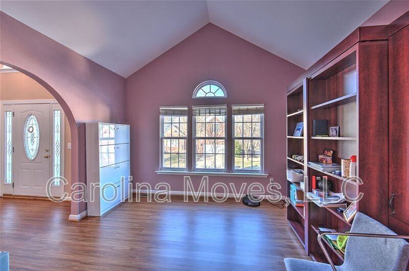 512 S Orchard Farms Ave - Photo 3 of 32
