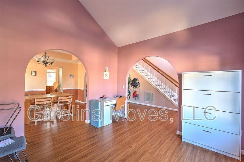 512 S Orchard Farms Ave - Photo 4 of 32