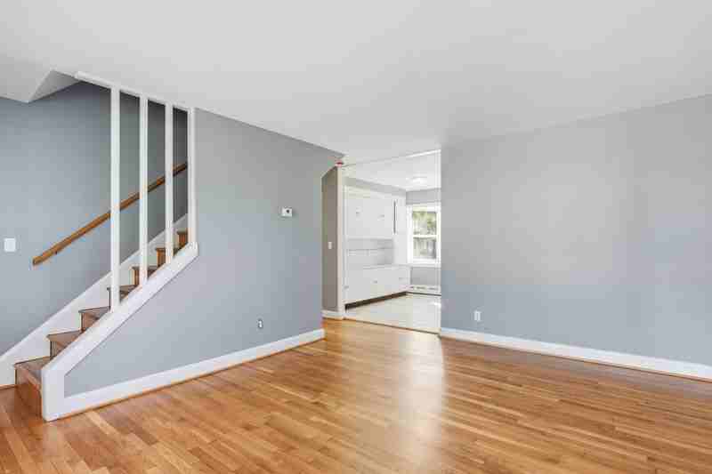 4311 Kennison Ave - Photo 2 of 21