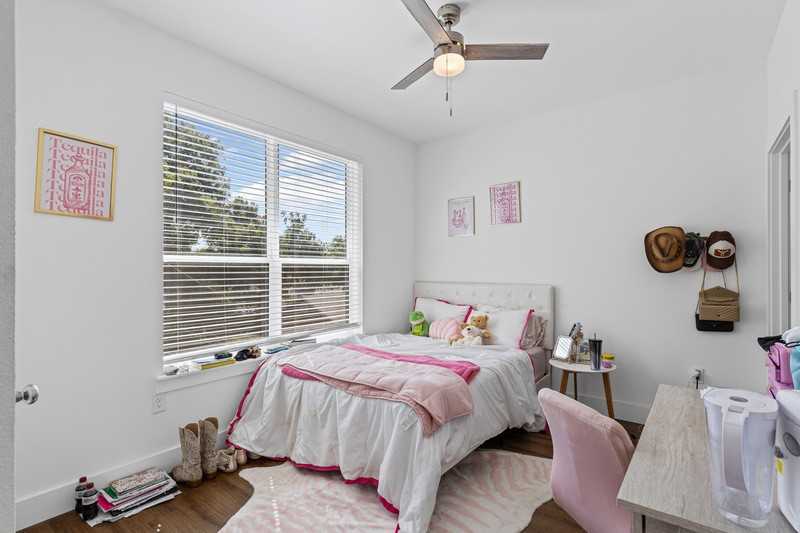 3313 S University Dr - Photo 4 of 12