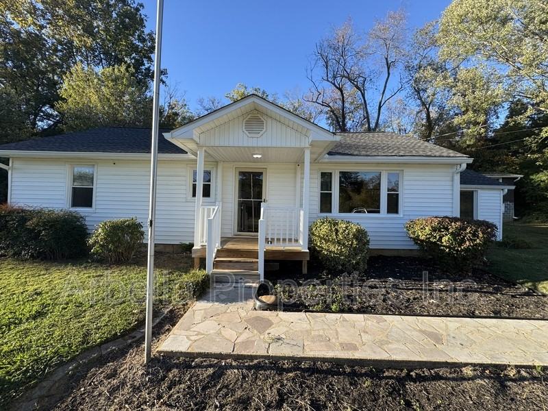 1895 Milligan Hwy - Photo 3 of 26