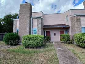 5001 Middlecoff Rd #4A - Photo 1 of 1