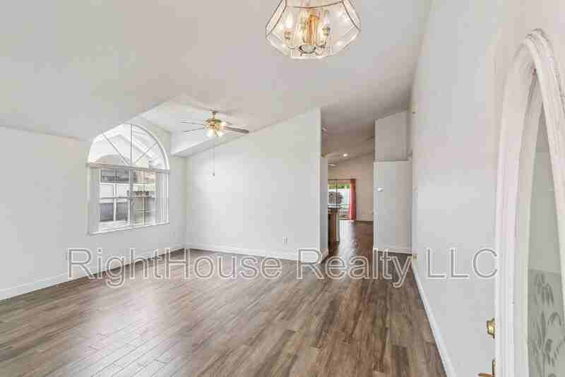 2732 Cahill Way - Photo 5 of 20