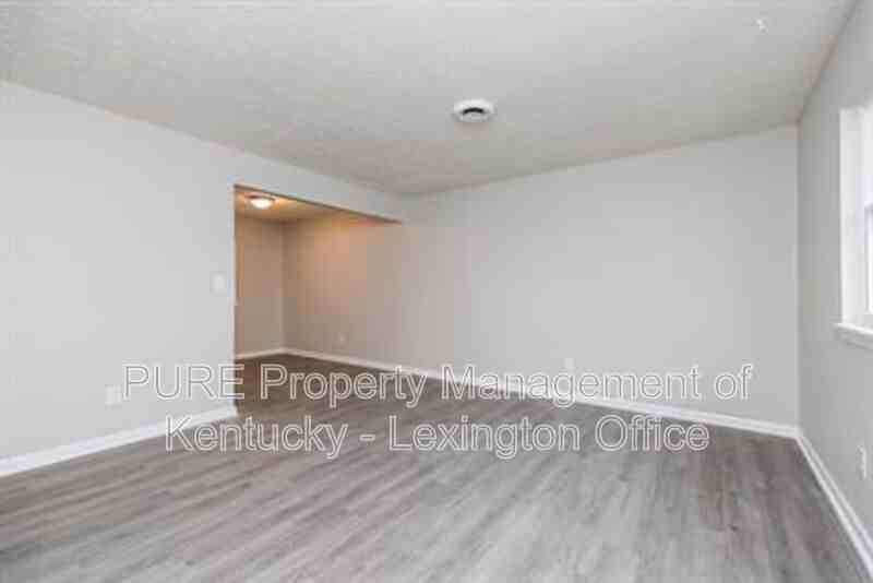 1512 Shelburn Ct - Photo 3 of 15