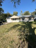 featured image of 3643 Sw Clare Ave