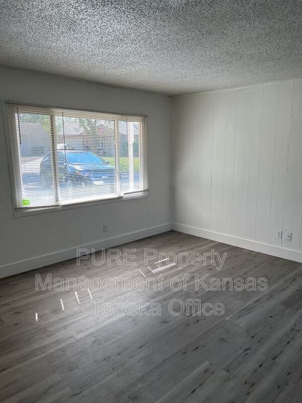 3643 Sw Clare Ave - Photo 6 of 20