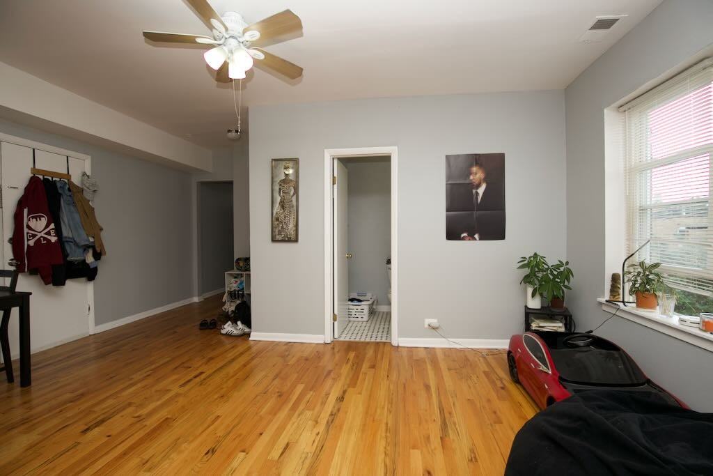 4511 N Malden St #3B - Photo 6 of 21