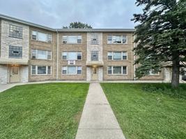 featured image of 7628 N Milwaukee Ave #1B