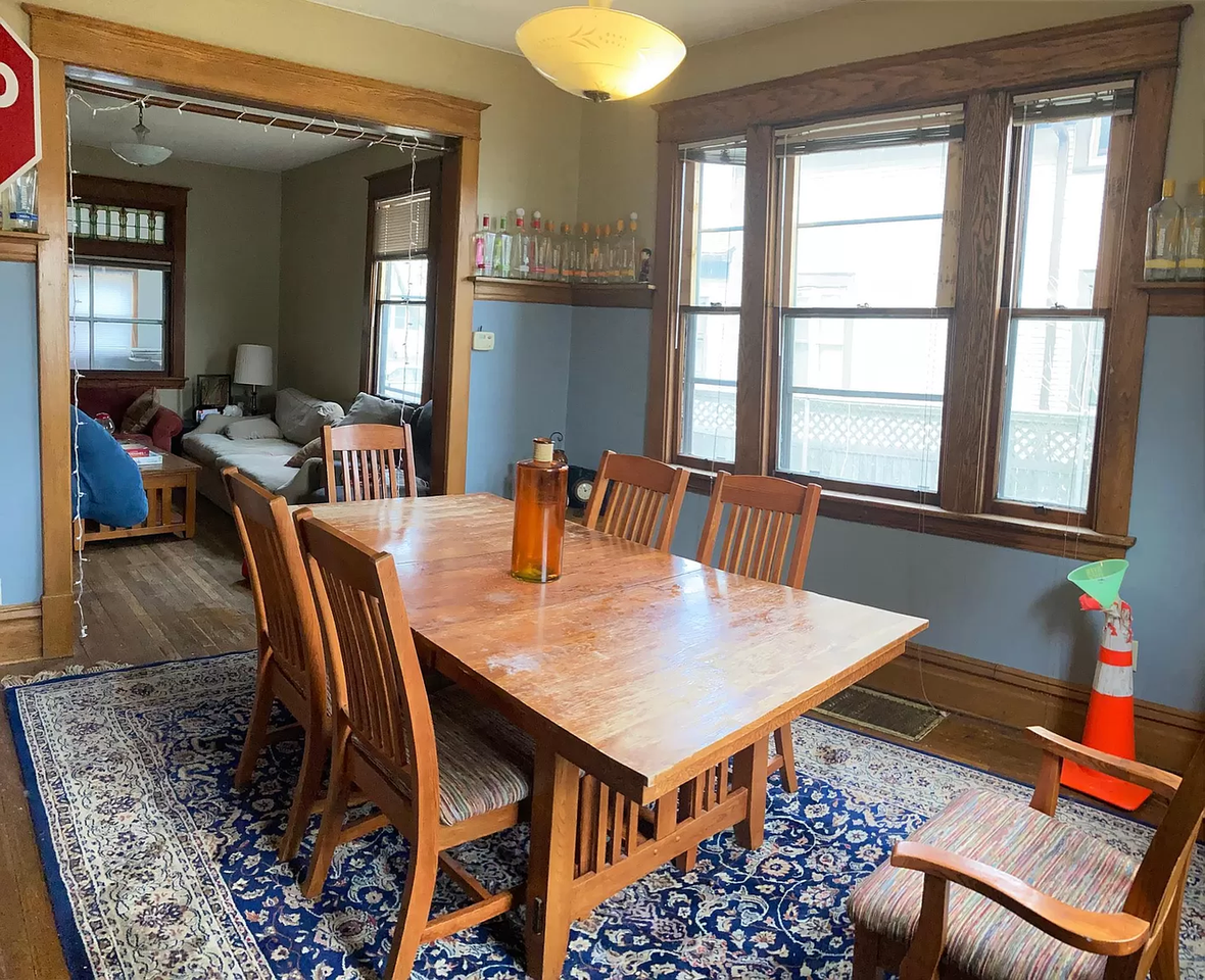 1478 Van Buren Ave - Photo 2 of 9