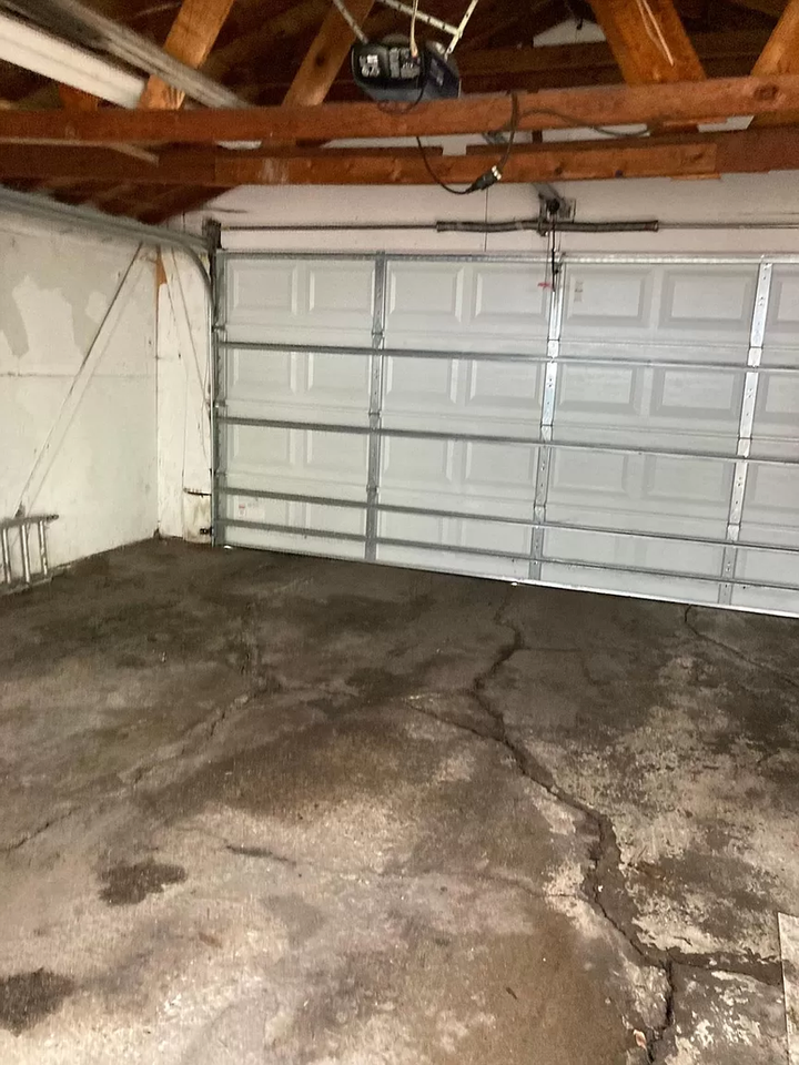 1478 Van Buren Ave - Photo 5 of 9