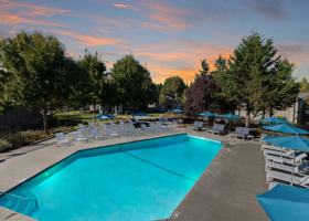 featured image of 4601 E 18th St