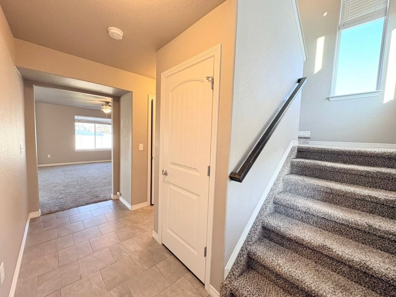 1750 Sipson Dr - Photo 3 of 20