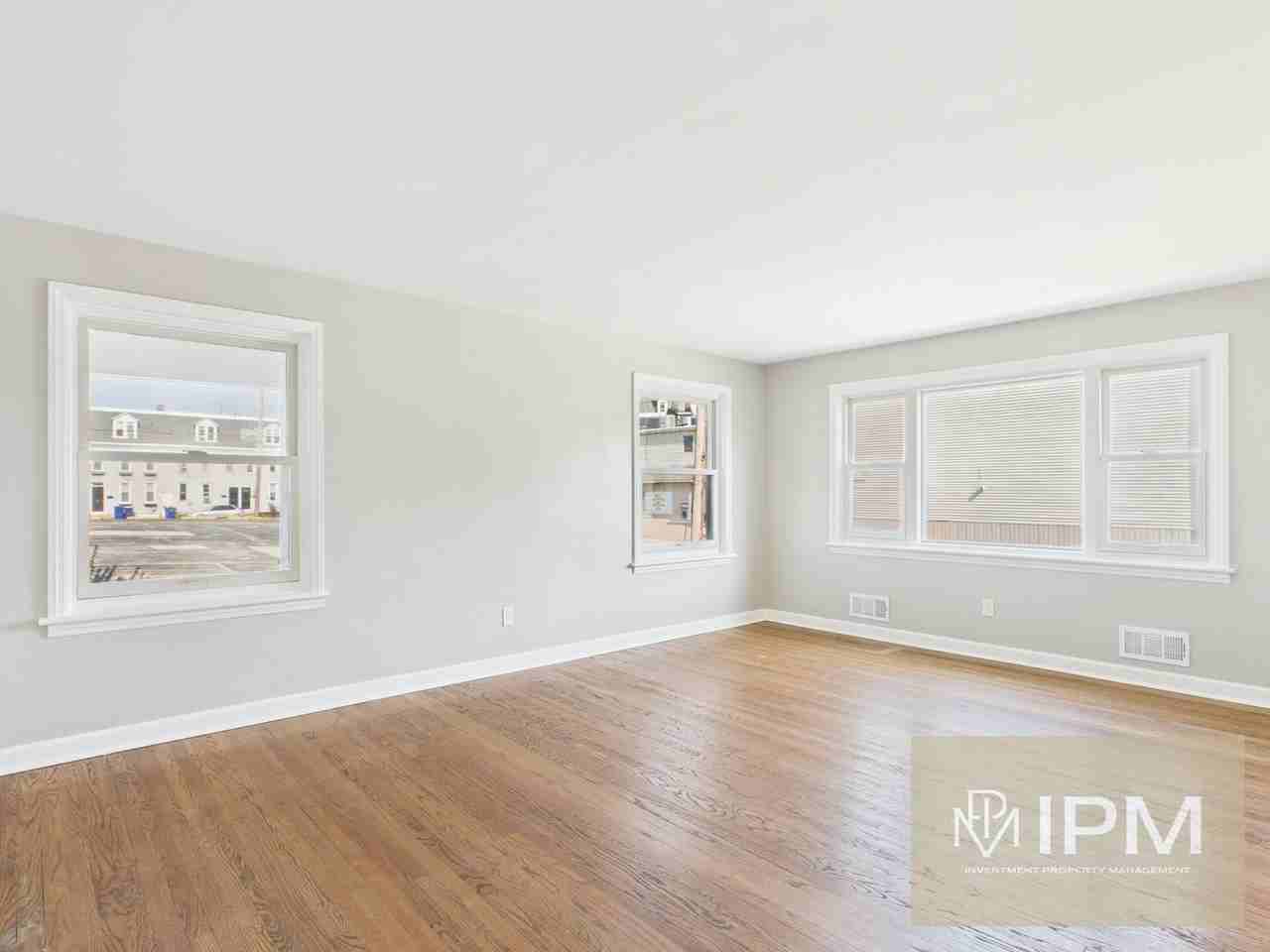 24 E 6th Ave - Photo 3 of 19