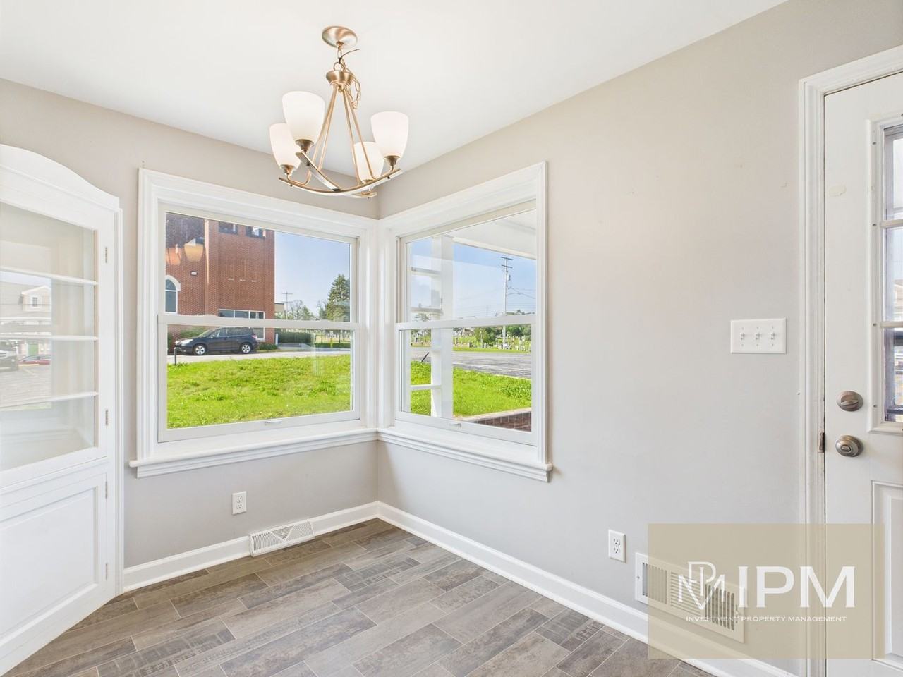 24 E 6th Ave - Photo 7 of 19