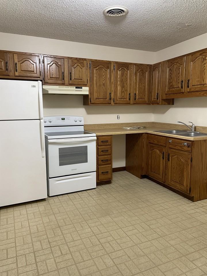 2900 Jefferson Street - Photo 2 of 5