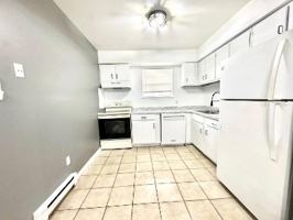 featured image of 801 N Halstead St