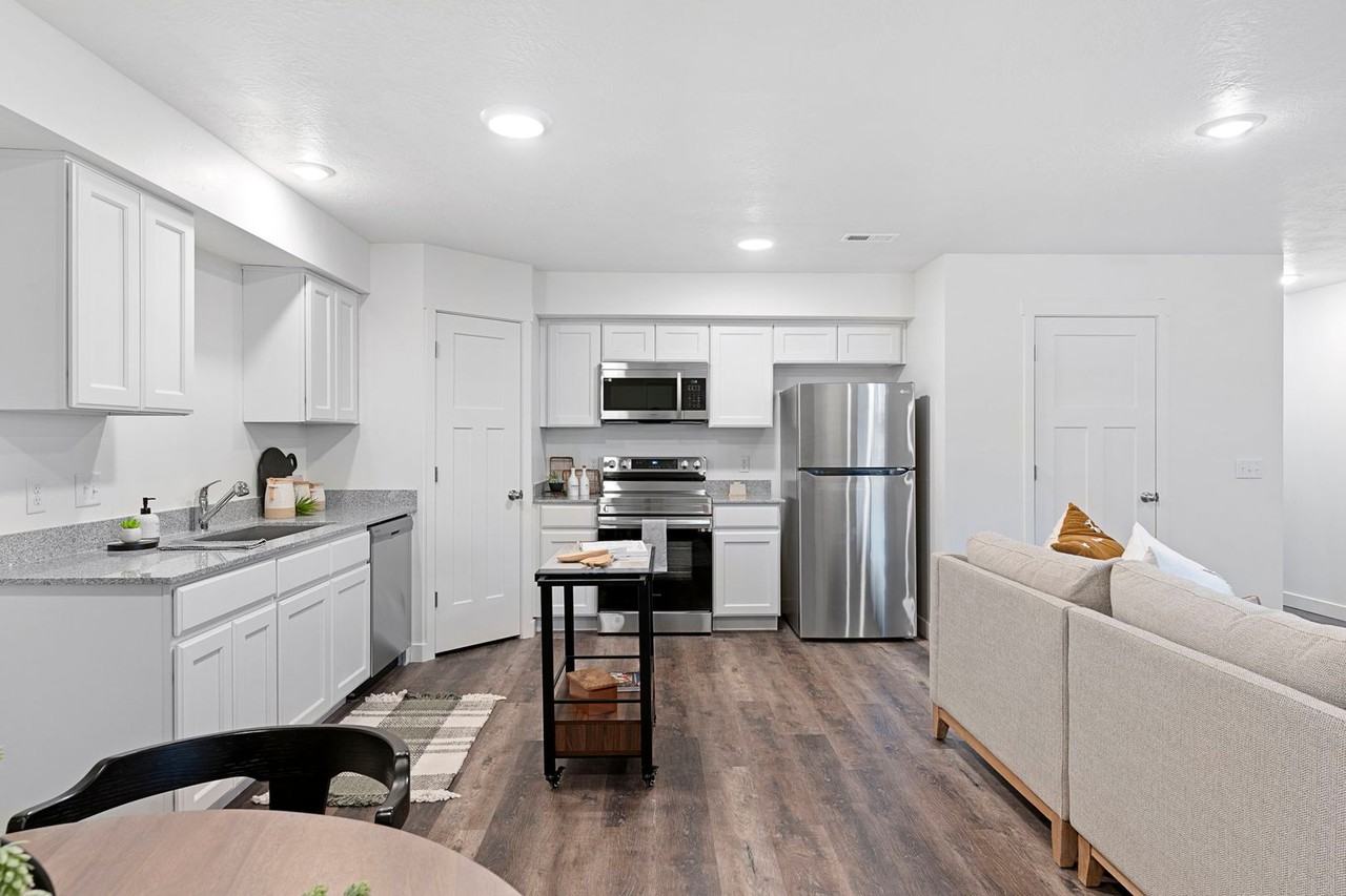 Abington Heights - Photo 3 of 26