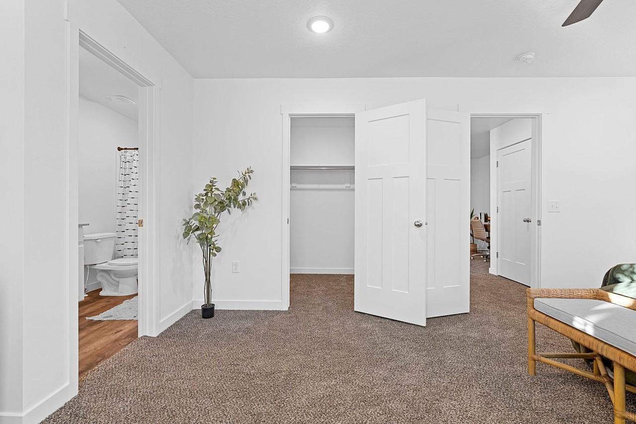 Abington Heights - Photo 6 of 26