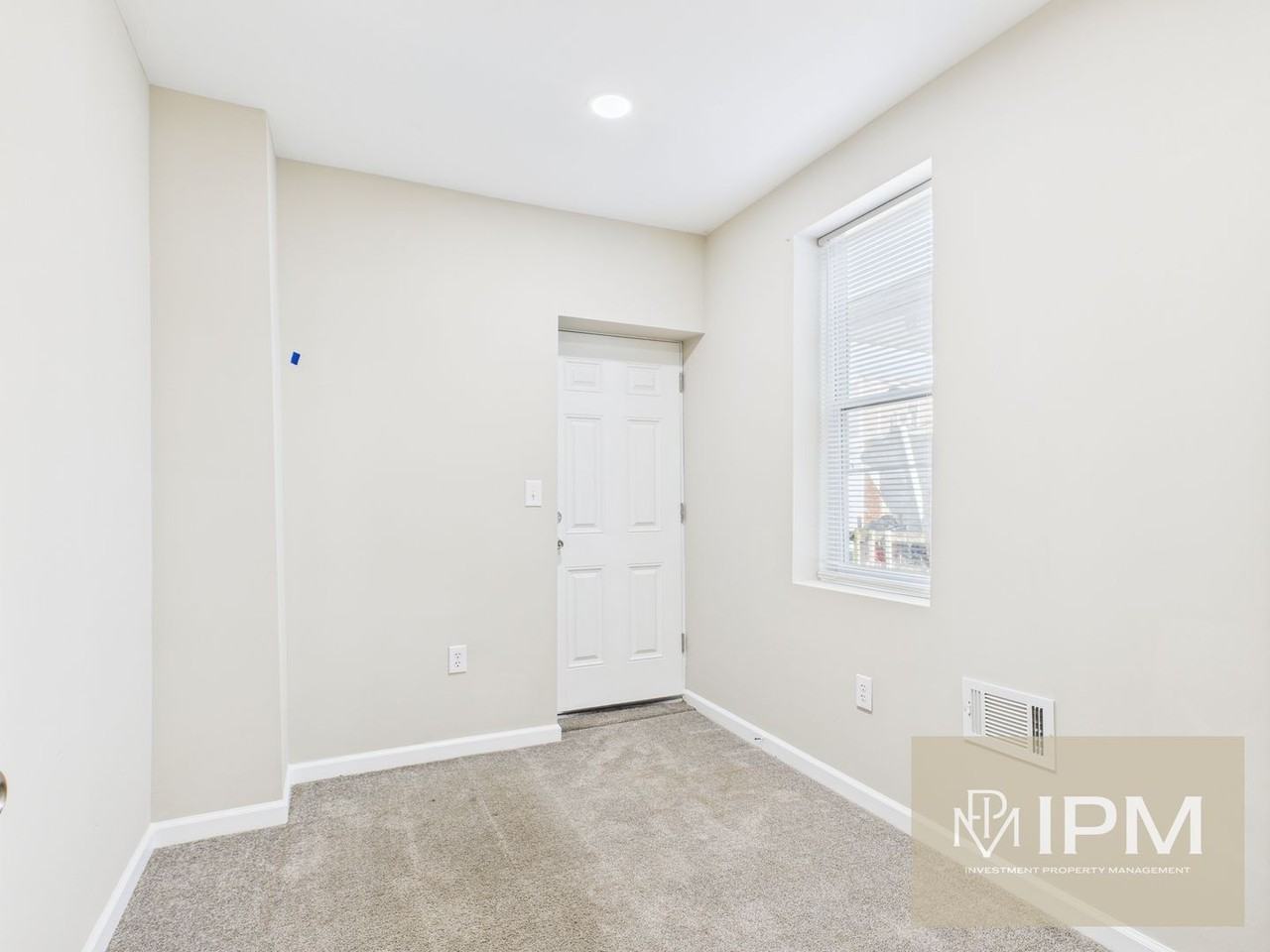 346 Nectarine St - Photo 6 of 27