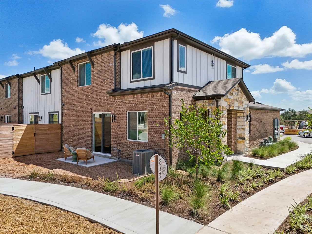 BB Living Sweetwater Crossing - Photo 2 of 20