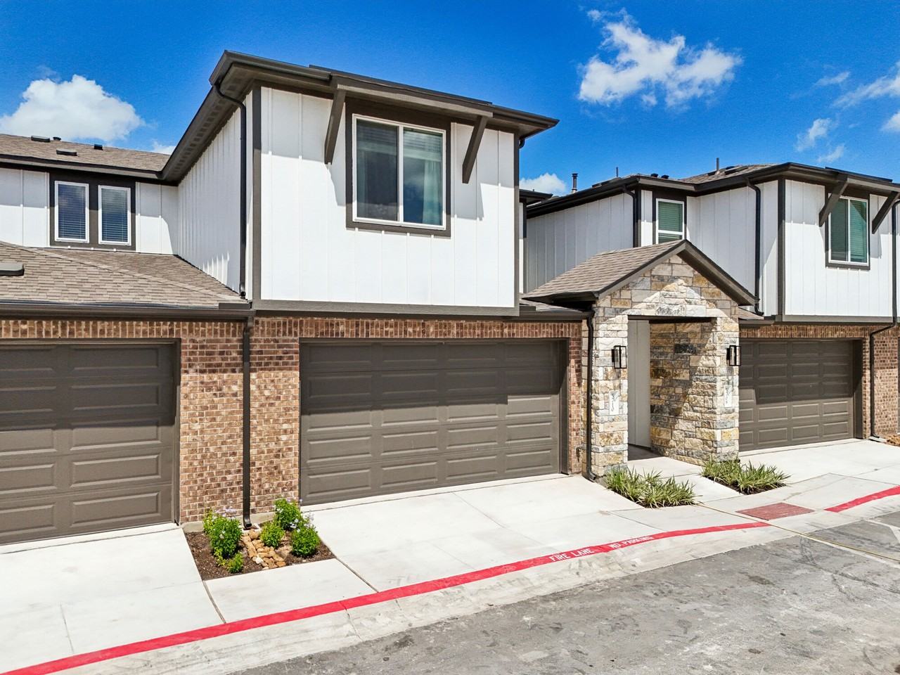 BB Living Sweetwater Crossing - Photo 4 of 20