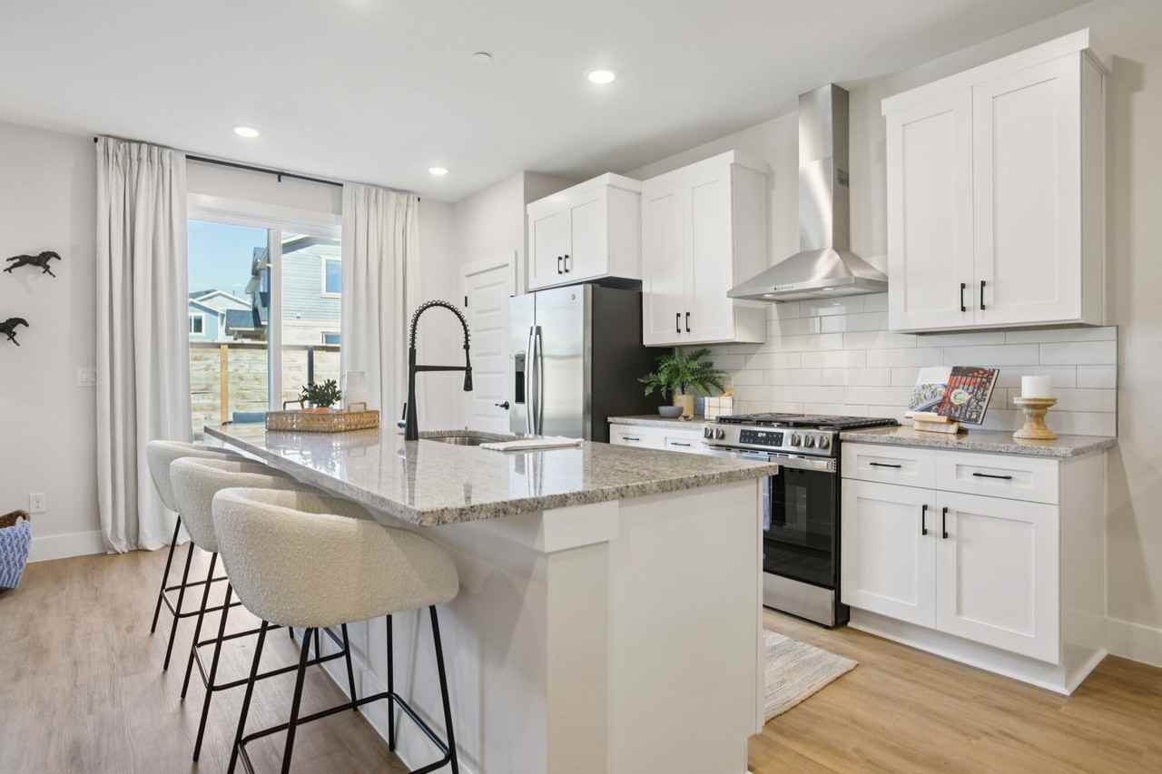 BB Living Sweetwater Crossing - Photo 7 of 30