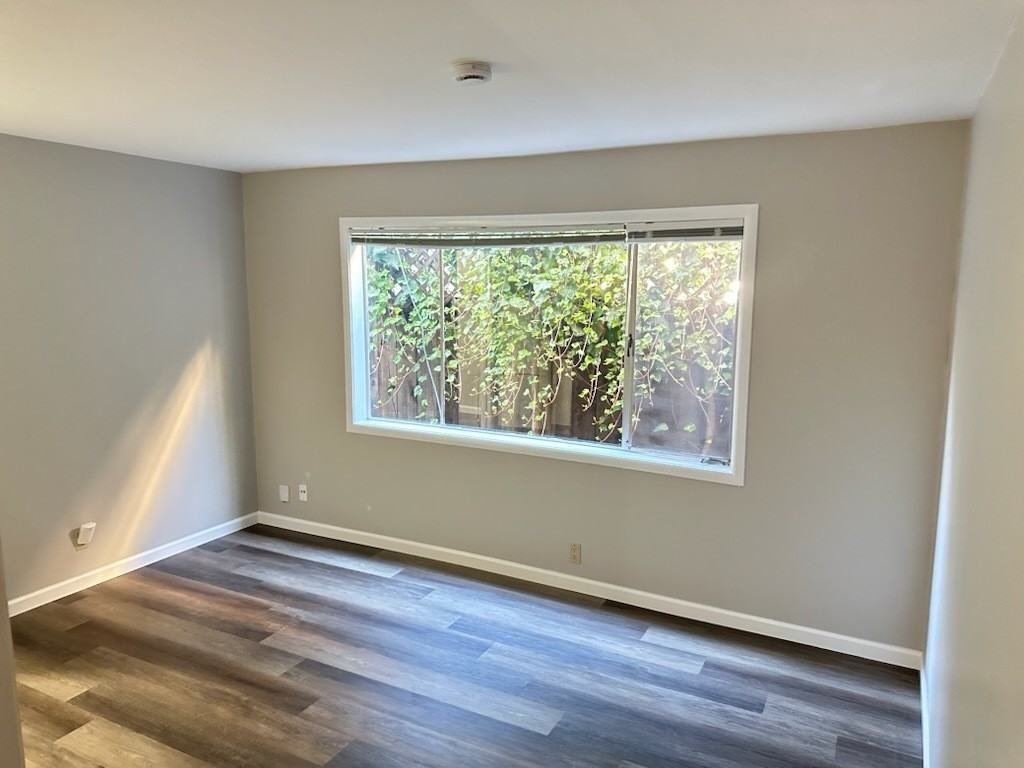 Laurel Apartments - Photo 4 of 11